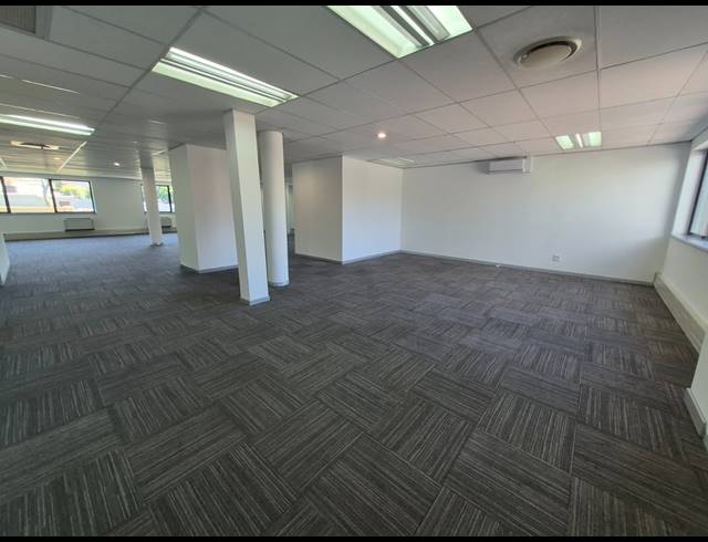 883M² OFFICE TO LET IN MORNINGSIDE